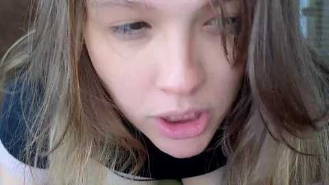 _demi_dee_ @ chaturbate on 20251027