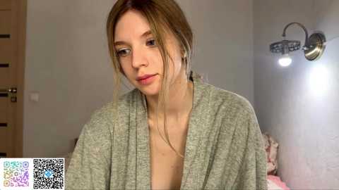 chloe_show @ chaturbate on 20251027