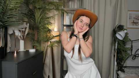 laura_mutti @ chaturbate on 20251027