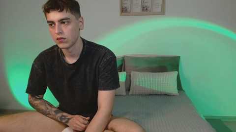 loyliksi @ chaturbate on 20251027