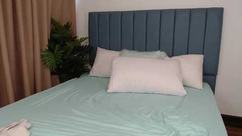 skytime96 @ chaturbate on 20251027