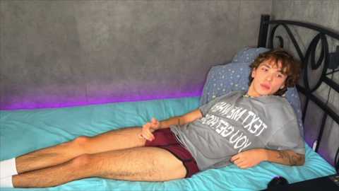 xavier_200 @ chaturbate on 20251027