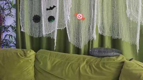 ashley_is_heree @ chaturbate on 20251028