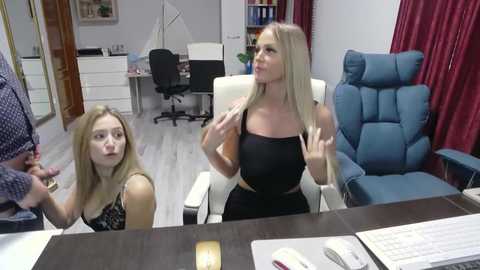 cute00kiara @ chaturbate on 20251028