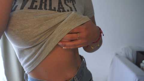 donnna19 @ chaturbate on 20251028