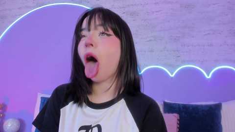 lilou_albrecht @ chaturbate on 20251028