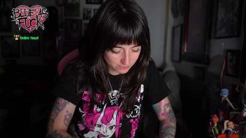 blueasfuck @ chaturbate on 20251029