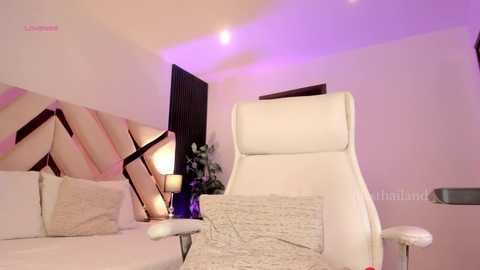 missthailand_ @ chaturbate on 20251029
