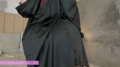 zoemonroee_ @ chaturbate on 20251029