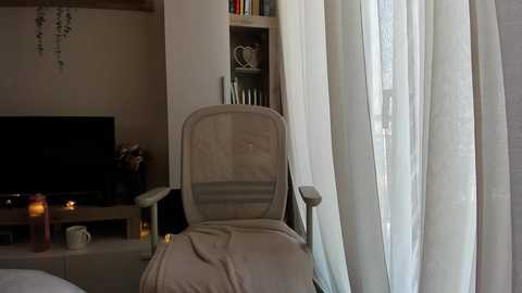 bestgirl_ofthe_neighborhood @ chaturbate on 20251030