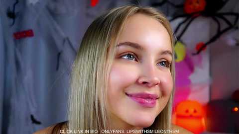 lipswithsmileonthem @ chaturbate on 20251030