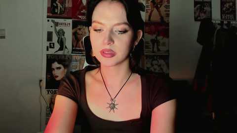 niky_jess @ chaturbate on 20251030