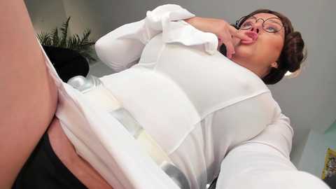 realtoxxxmaria @ chaturbate on 20251030