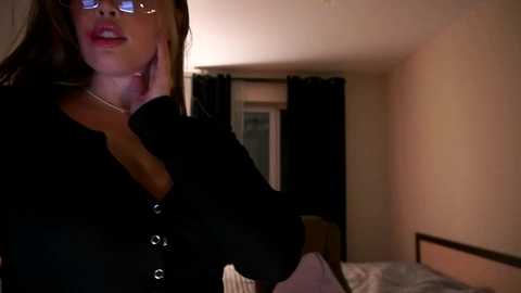 bitter_moon @ chaturbate on 20251031