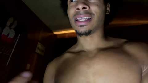 cumhere999 @ chaturbate on 20251031