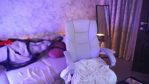 curlycandyxx @ chaturbate on 20251031