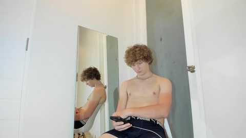 leo_wildd @ chaturbate on 20251031