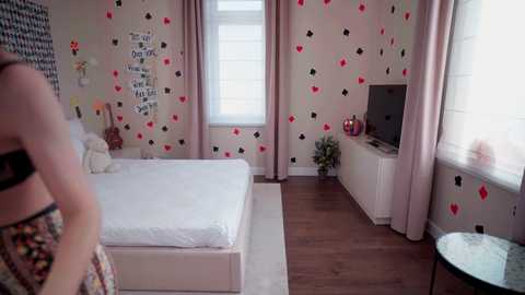 newchloe18 @ chaturbate on 20251031