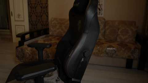 mike0xx @ chaturbate on 20251101