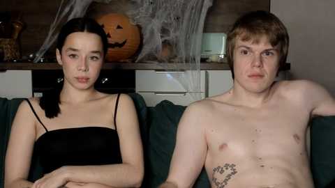 holdonbitch @ chaturbate on 20251102