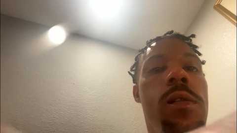 kibrombariu45 @ chaturbate on 20251102