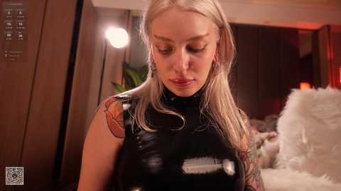 kinkylina_ @ chaturbate on 20251102