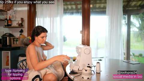 loollypop24 @ chaturbate on 20251102