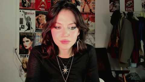 niky_jess @ chaturbate on 20251102