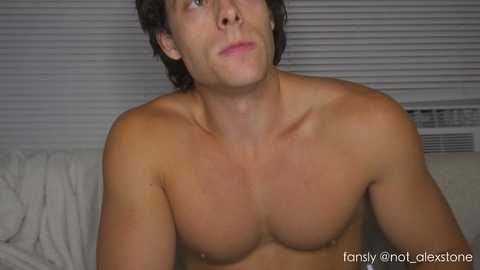 alex_islive @ chaturbate on 20251103