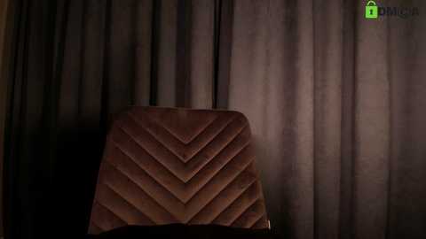 hollyextra @ chaturbate on 20251103