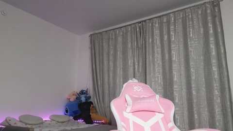 _eva_queen @ chaturbate on 20251104