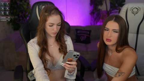 bright_diamonds_054 @ chaturbate on 20251104