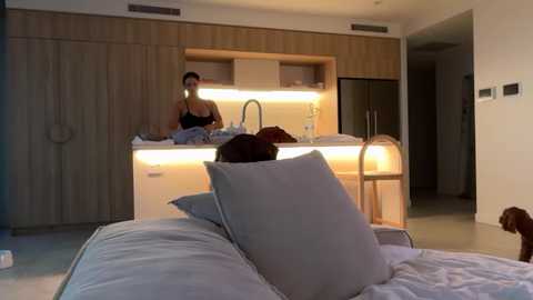 oliviabrookess @ chaturbate on 20251104