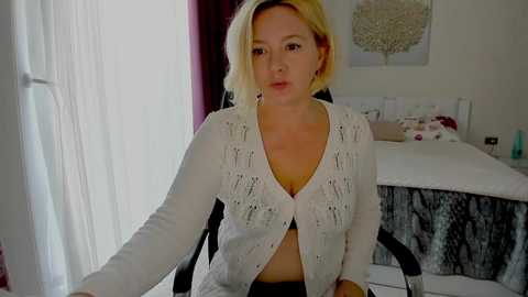 colette1w @ chaturbate on 20251105