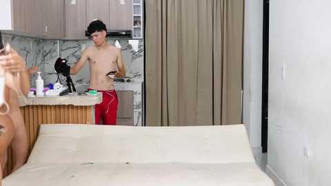 dears_pearlss @ chaturbate on 20251105