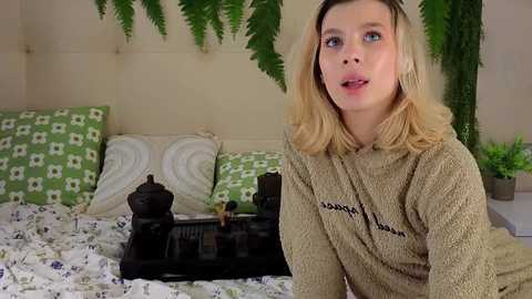 pinkadele @ chaturbate on 20251105