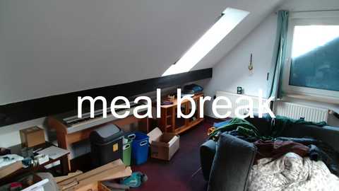 tomtimon11 @ chaturbate on 20251105