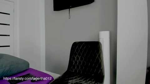 xvsesss @ chaturbate on 20251105