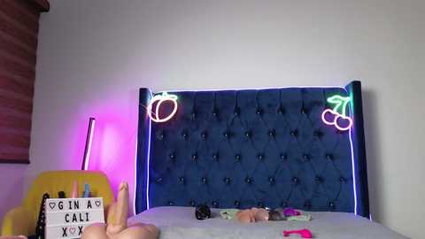 ginacali @ chaturbate on 20251106