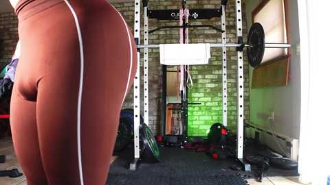 lushianafitness @ chaturbate on 20251106