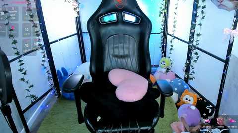 milkycute @ chaturbate on 20251106