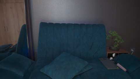 maia_stark_ @ chaturbate on 20251107