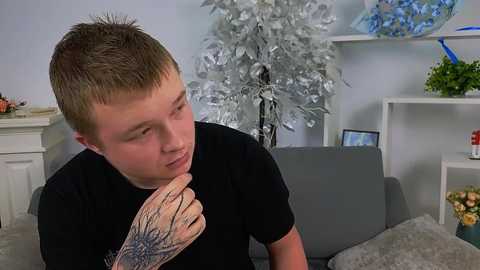 ollistiw @ chaturbate on 20251107