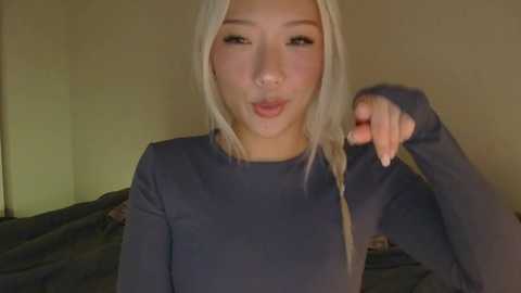 vivianwinters @ chaturbate on 20251107