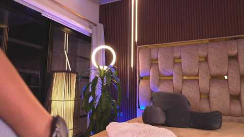 alicia_lang @ chaturbate on 20251108