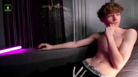 curlytwinkboy @ chaturbate on 20251108