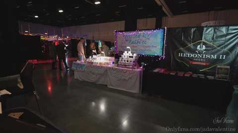 jada_valentine @ chaturbate on 20251108