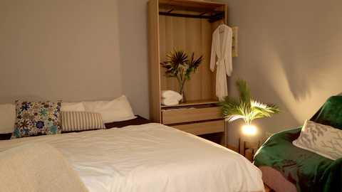 ms_seductive @ chaturbate on 20251108