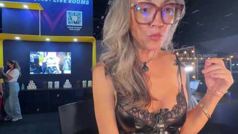 sunnie_dayz @ chaturbate on 20251108