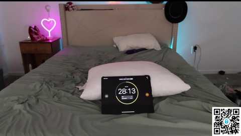 ari_lovexo @ chaturbate on 20251109